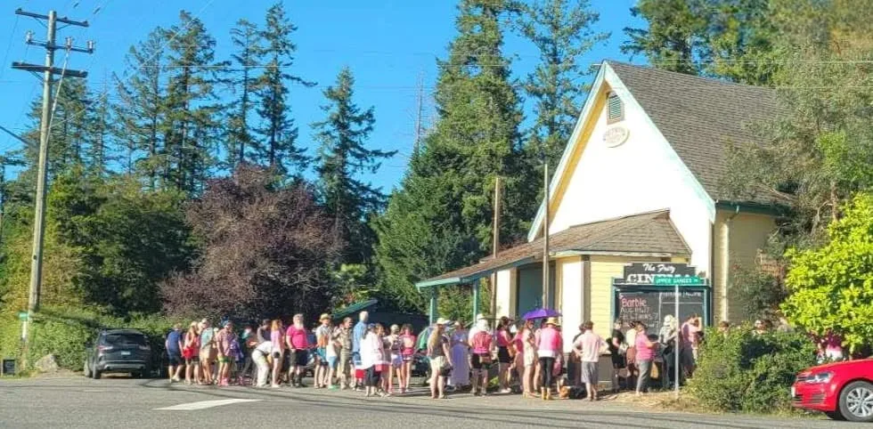 The Fritz Movie Theatre outside with a large line up of people
