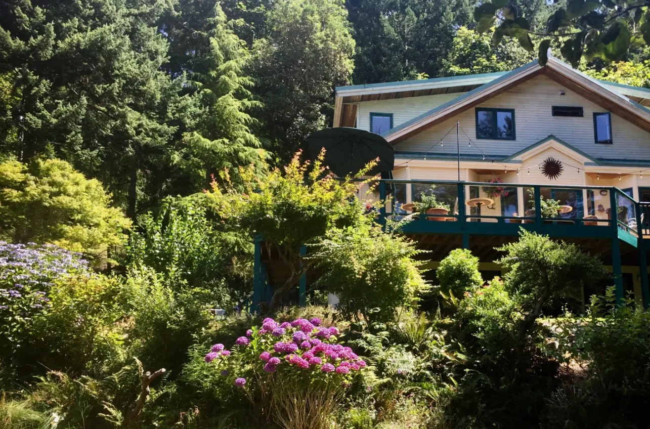 Saturna Lodge building